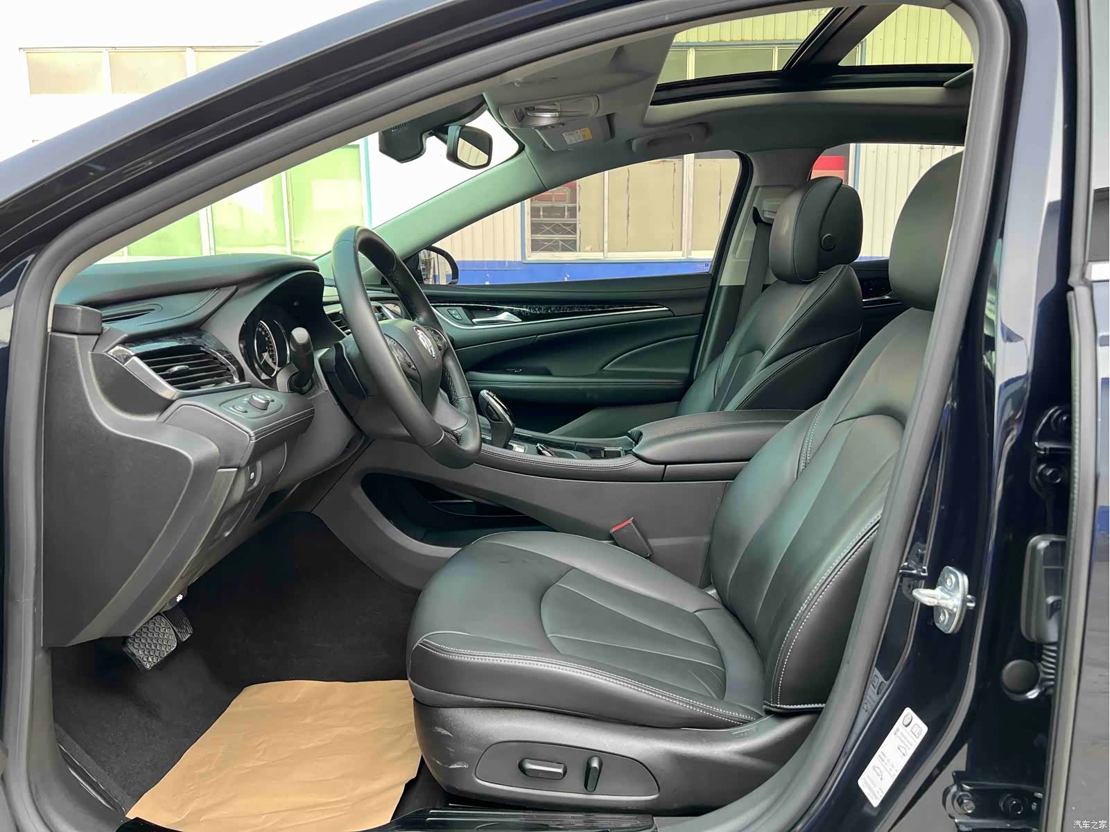 Buick LaCrosse, 2020 все фото