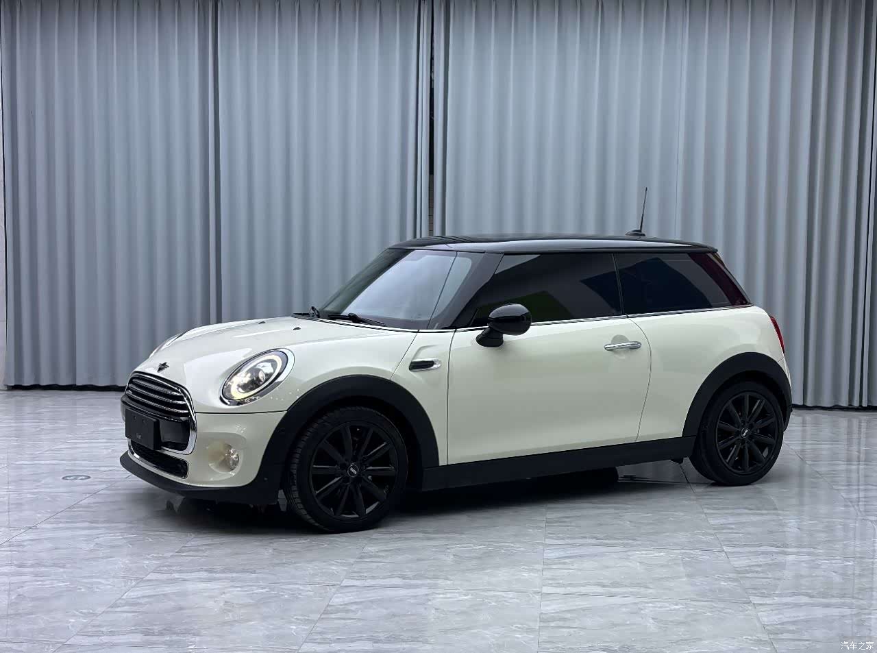 Mini Cooper, 2018 3