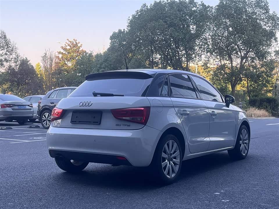 Audi A1