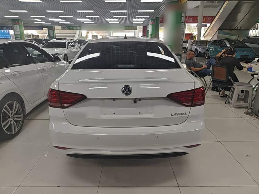 Volkswagen Lavida 2023, фото 6
