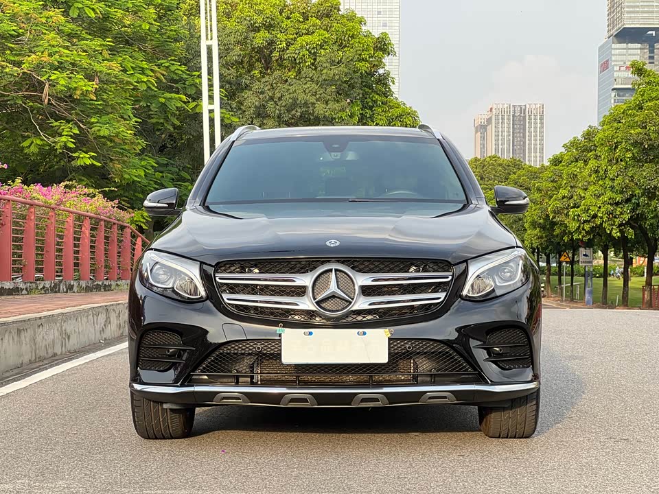 Mercedes-Benz GLC Mercedes-Benz GLC
