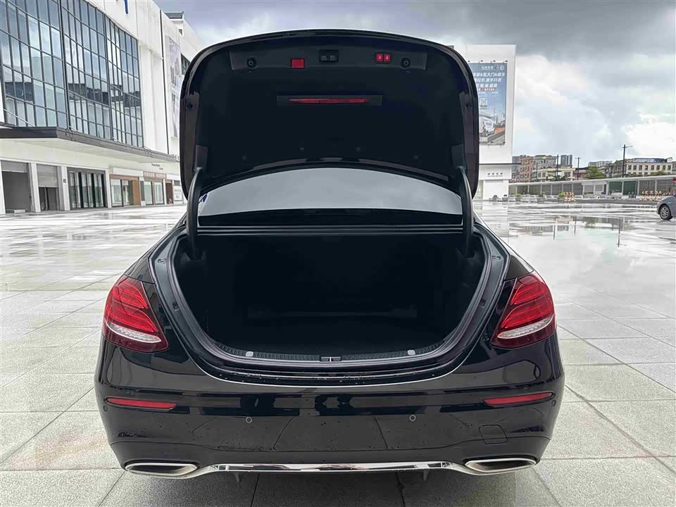 Mercedes-Benz E-class Mercedes-Benz E-class