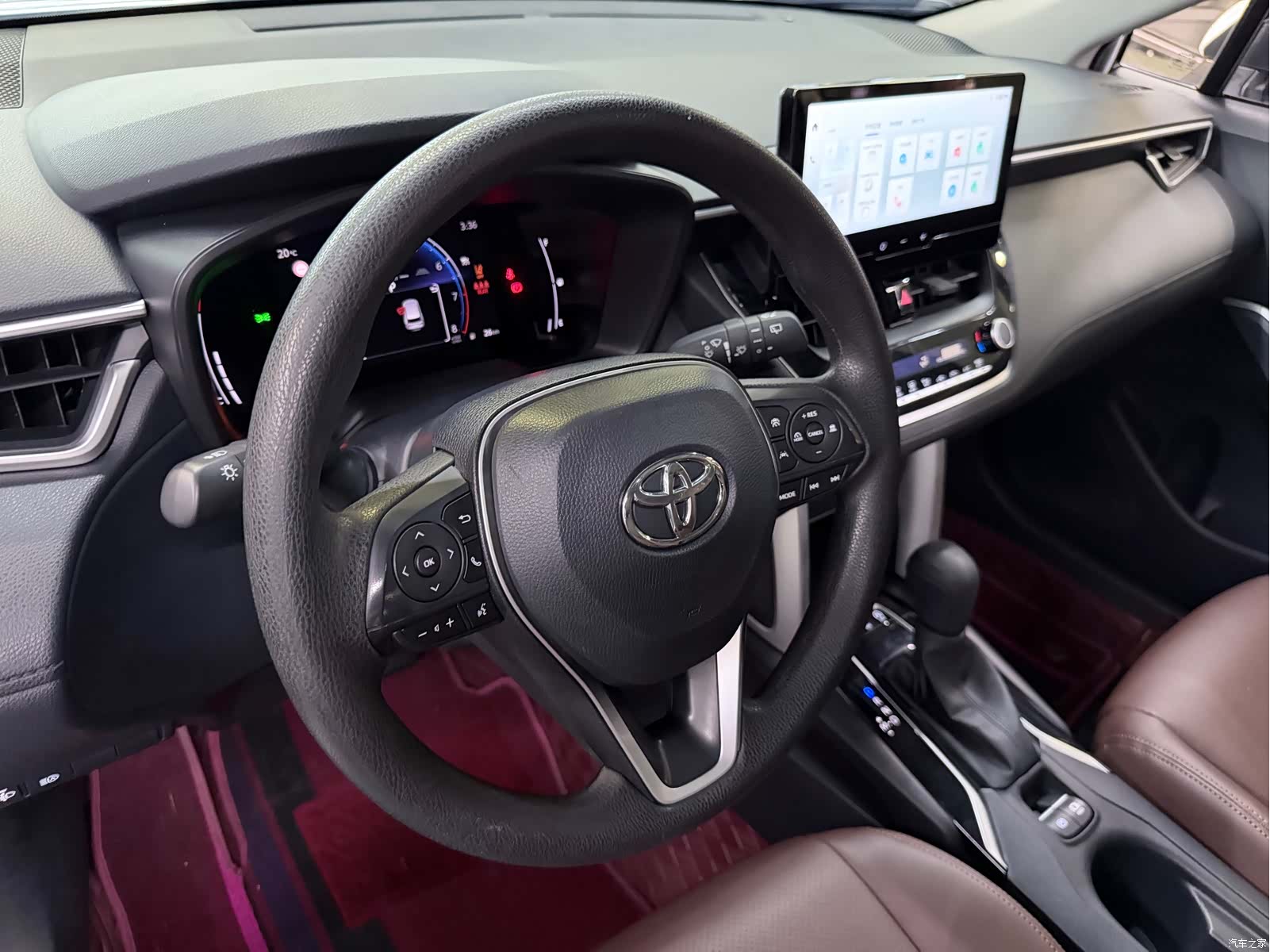 Toyota Frontlander, 2023 12