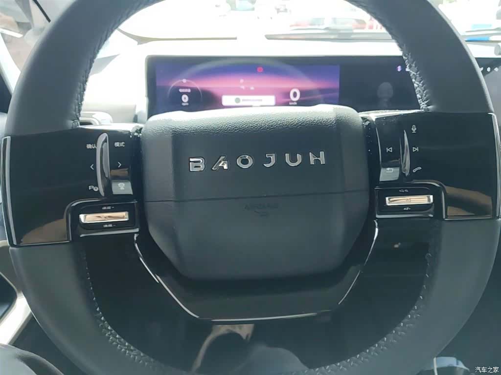 Wuling KiWi, 2024 11