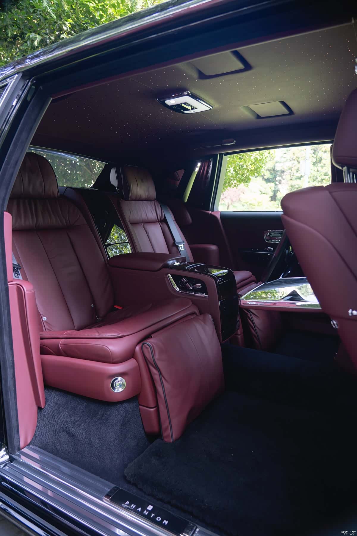 Rolls-Royce Phantom, 2020 31