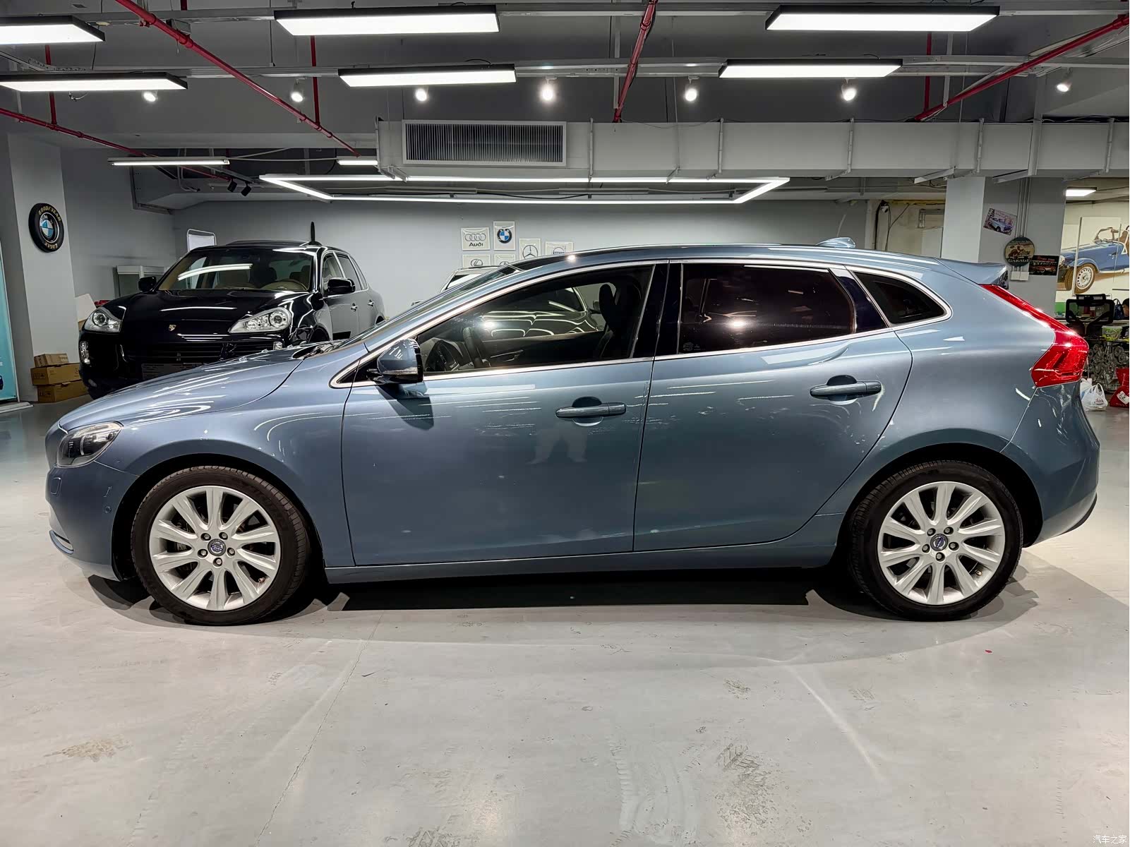 Volvo V40, 2014 4