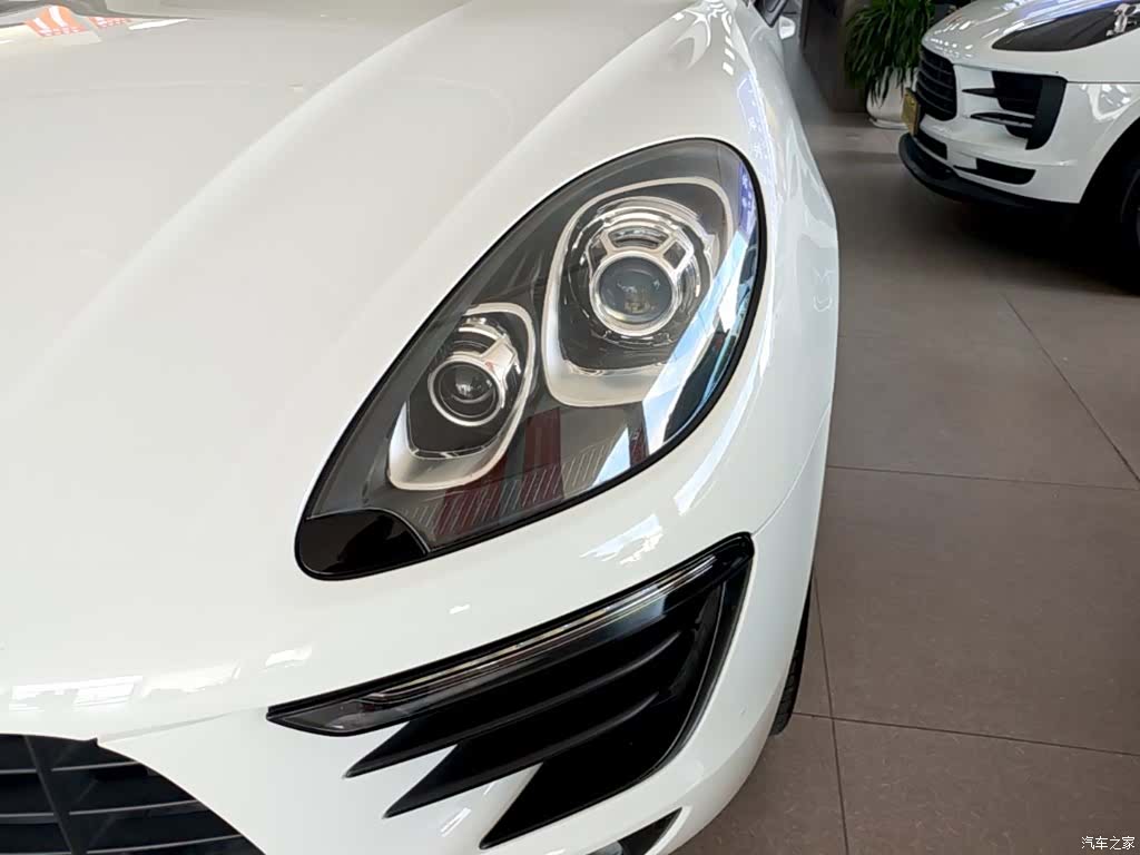 Porsche Macan, 2015 24