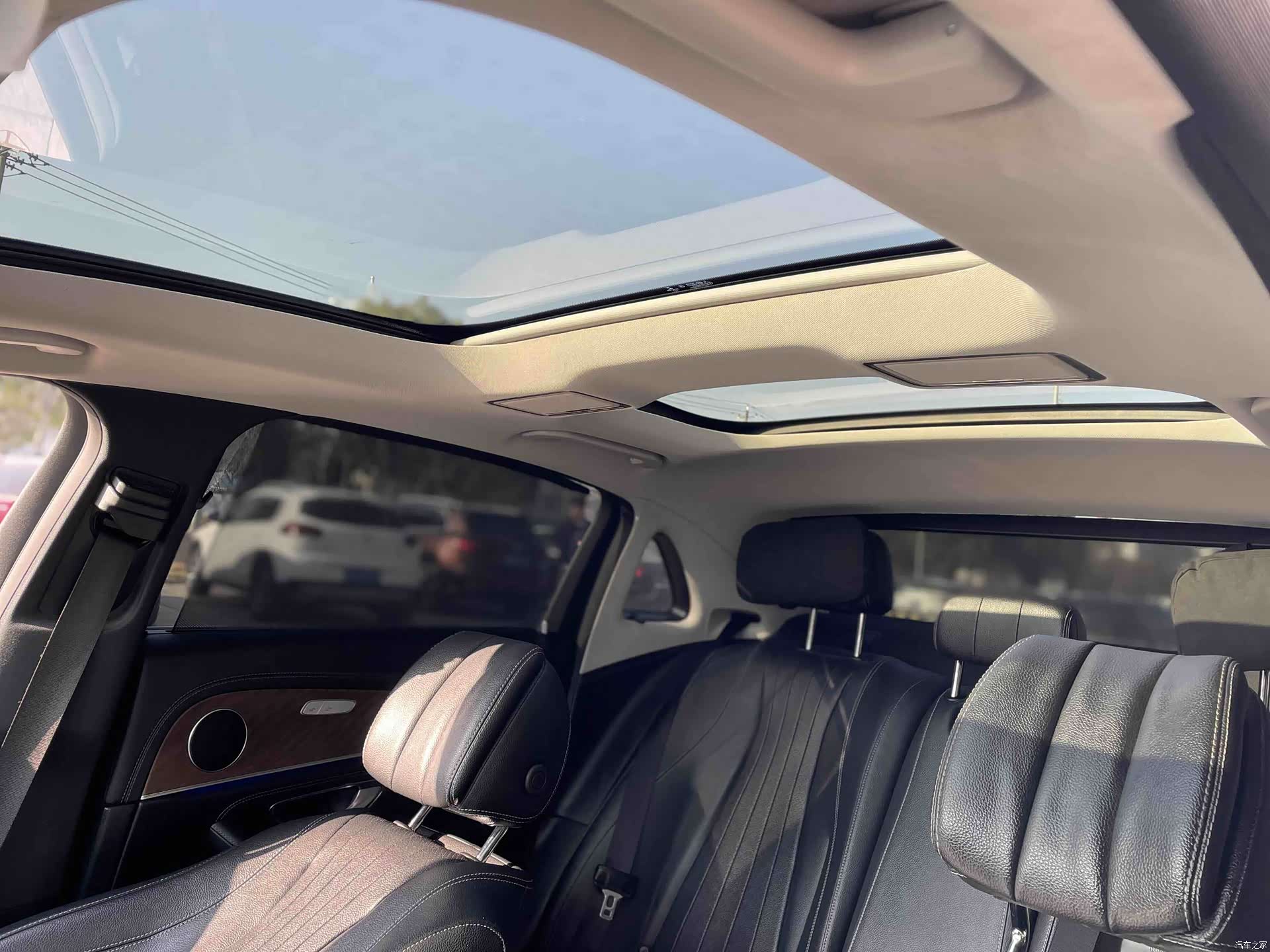 Mercedes-Benz E-Class, 2017 9