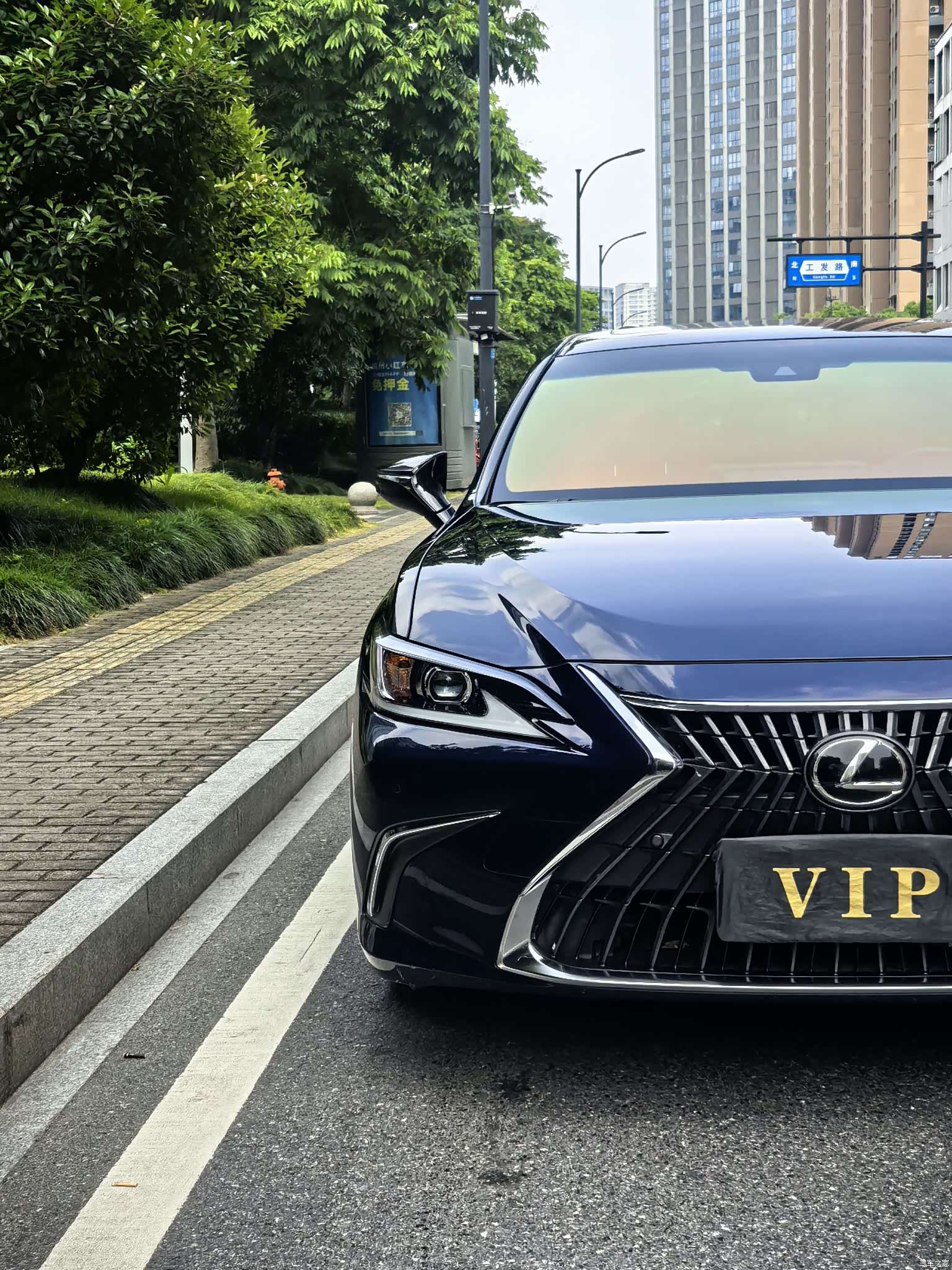 Lexus ES, 2023 14