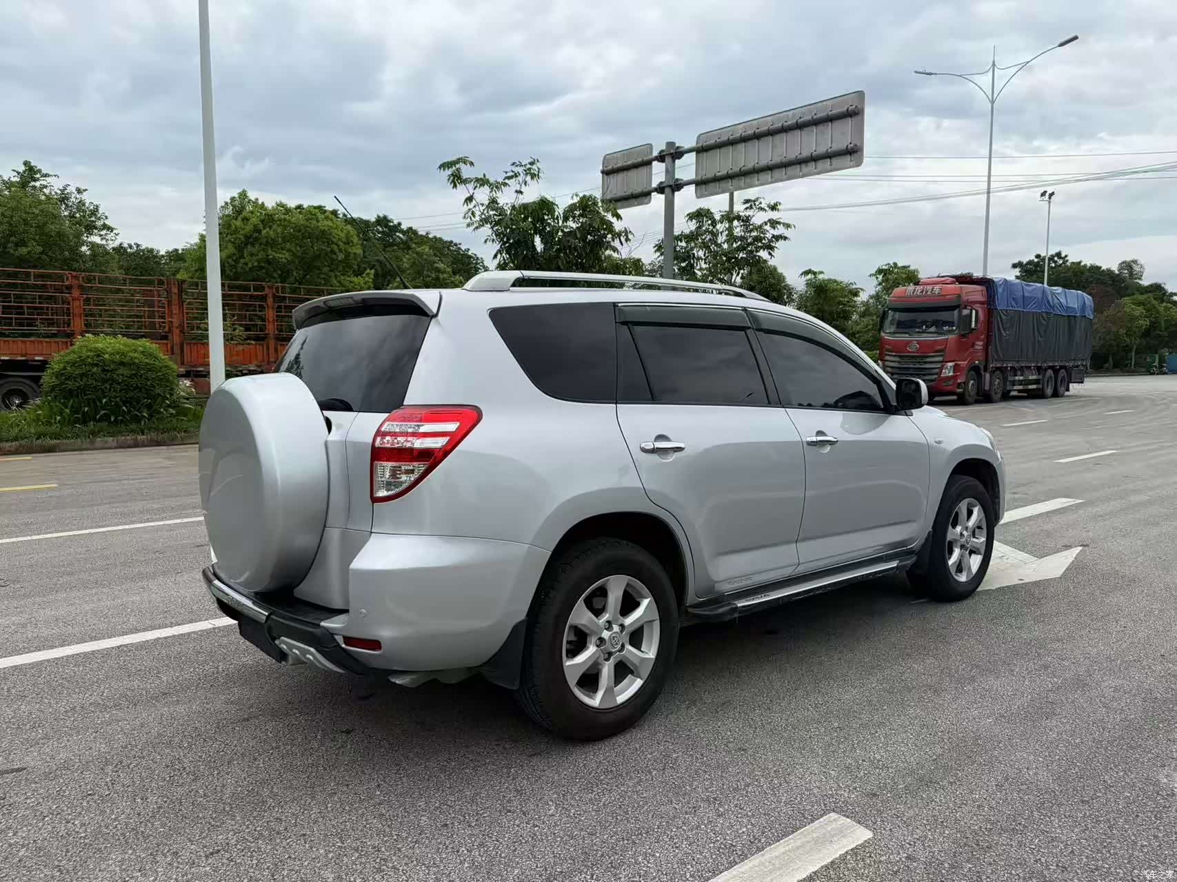 Toyota RAV4, 2012 6