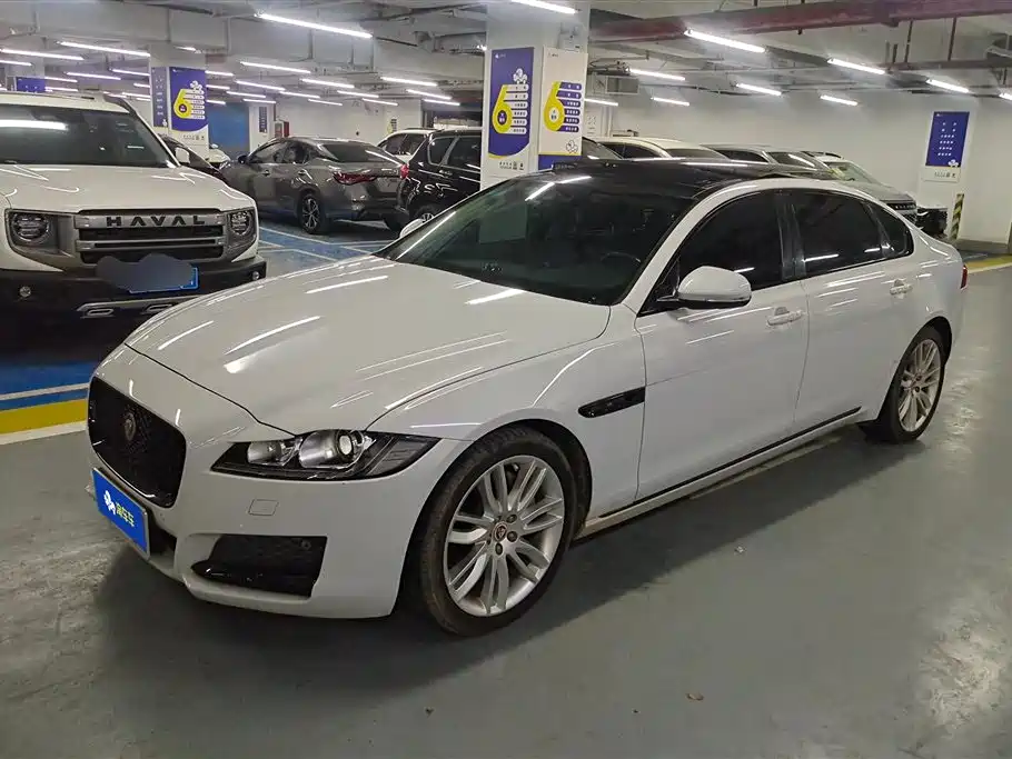 Jaguar XFL Jaguar XFL