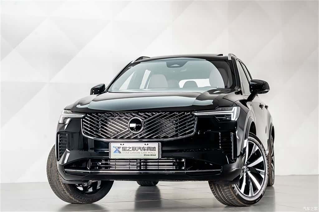 Volvo XC90, 2026 3