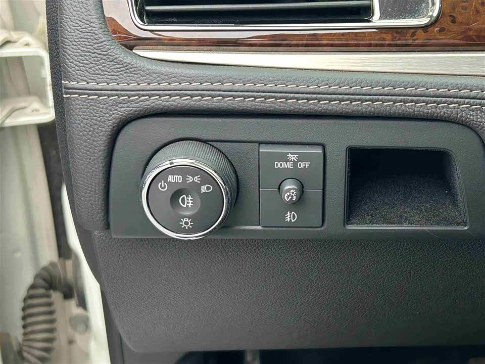 Cadillac Escalade ESCALADE