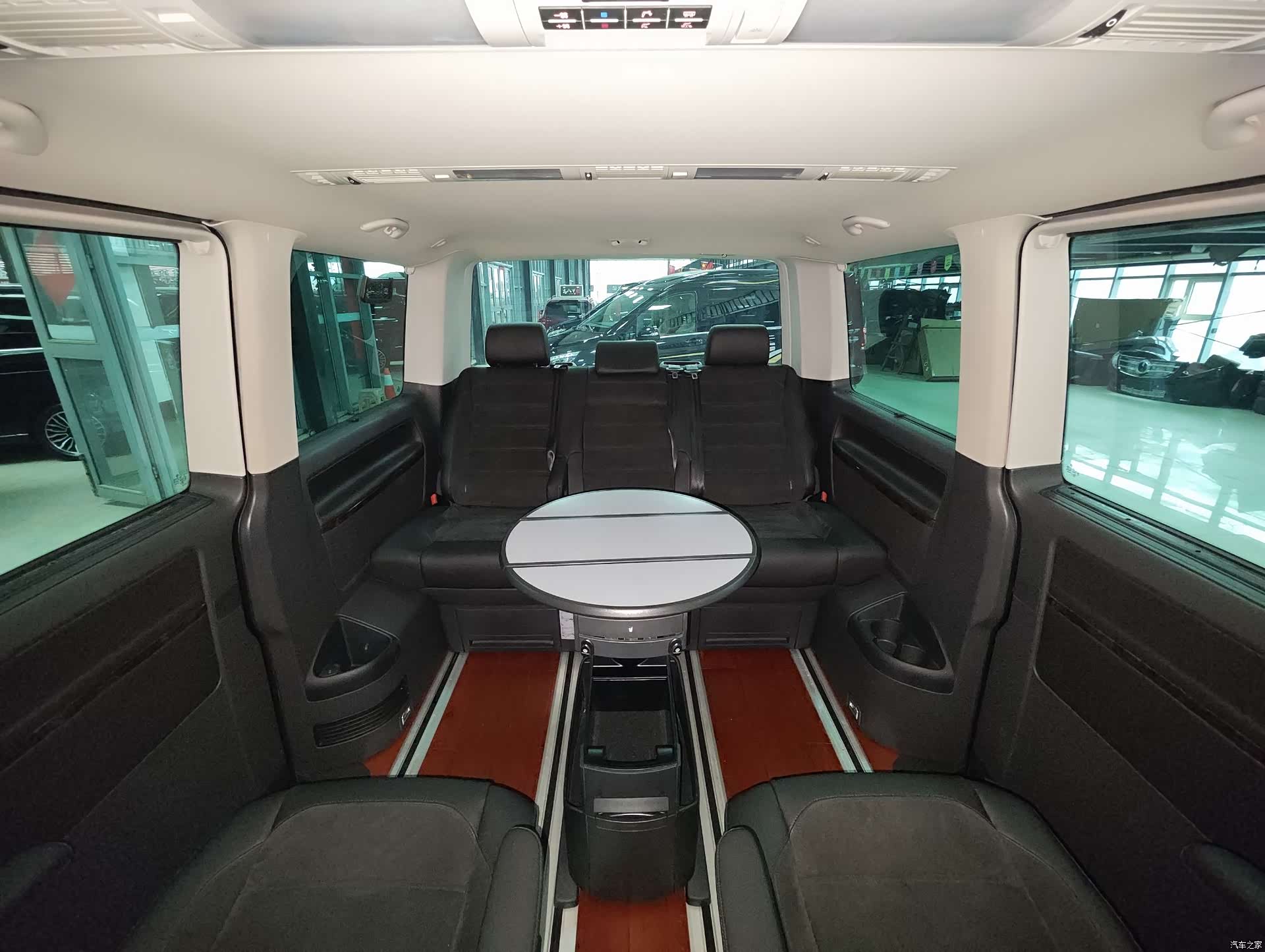 Volkswagen 7, 2018 12