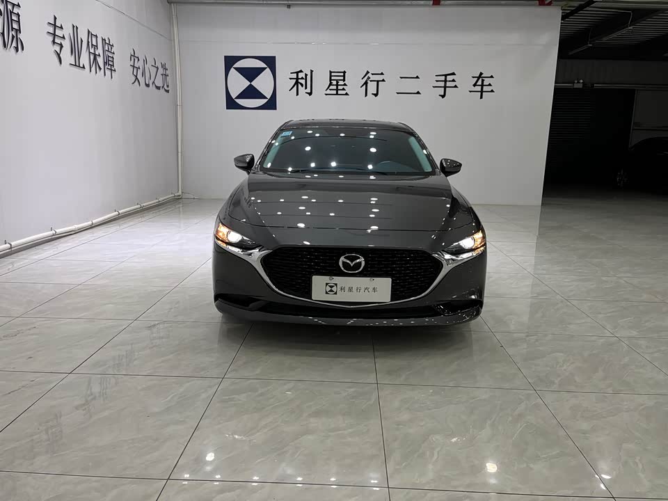 Mazda 3 Angkesaila