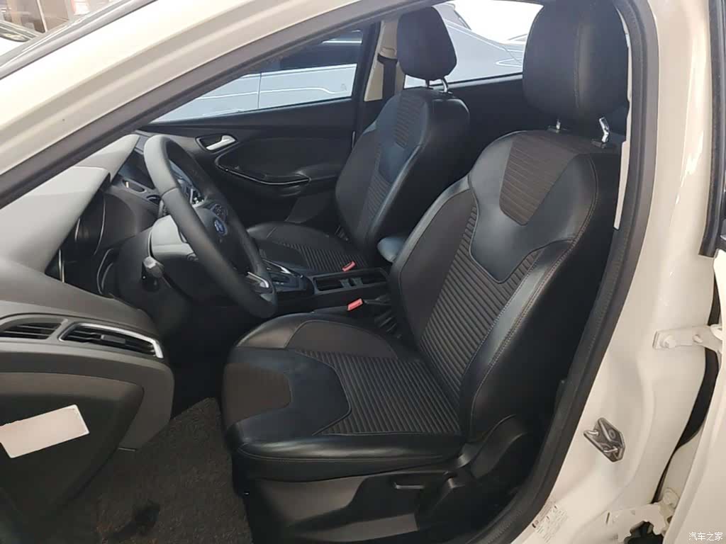 Ford Focus, 2016 15
