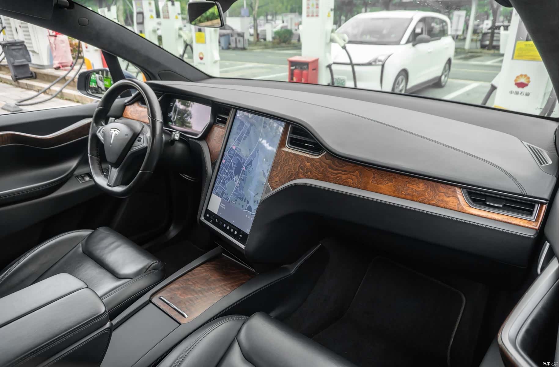 Tesla Model X, 2019 12