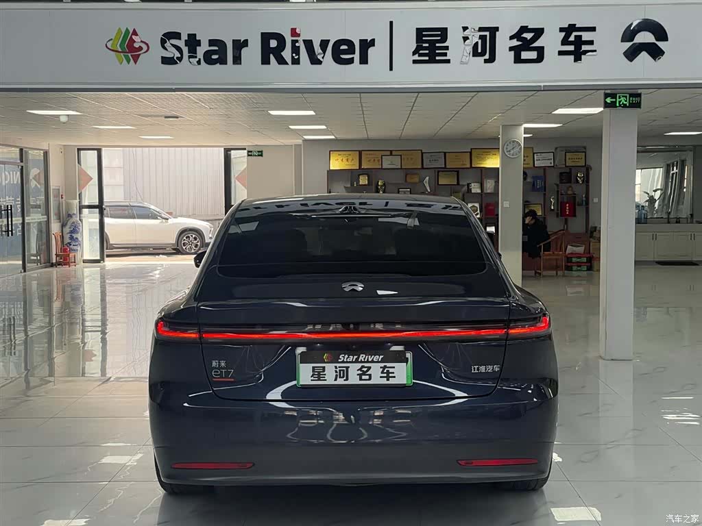 NIO ET7, 2025 4
