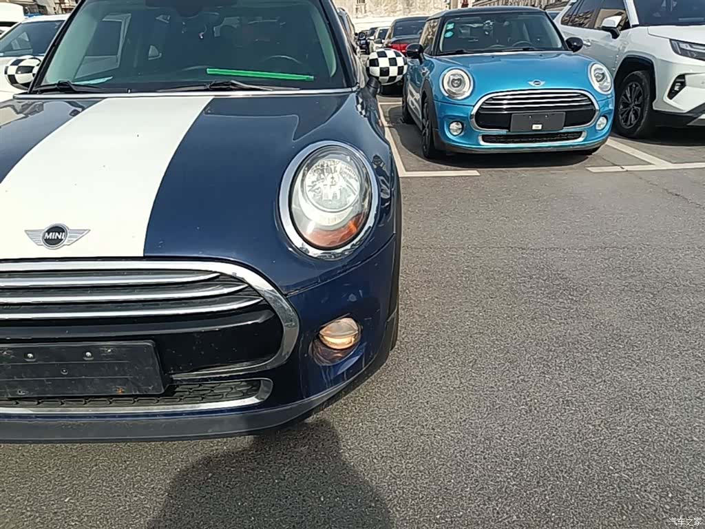 Mini Cooper, 2015 24