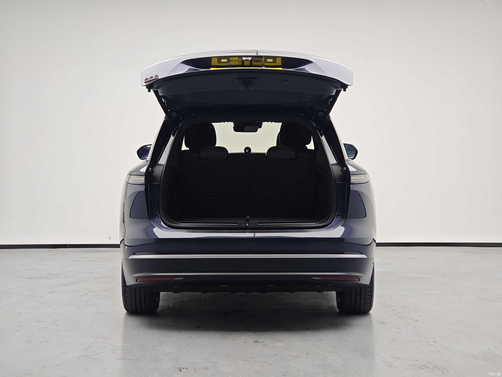 NIO ES8, 2023 14