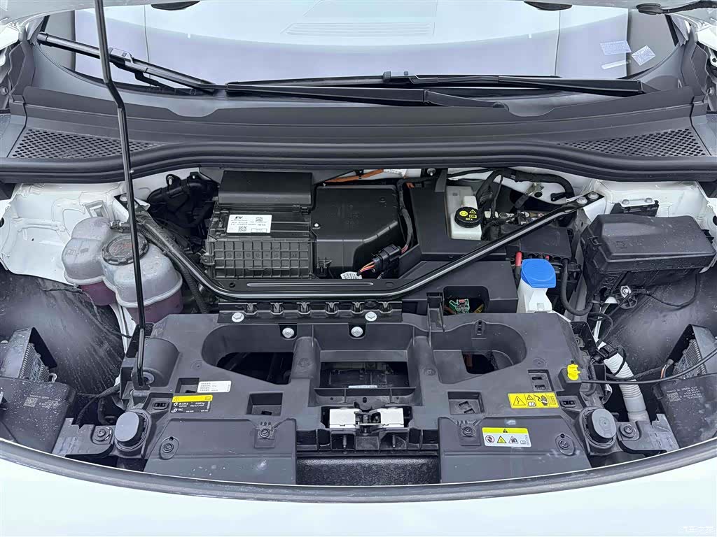 Volkswagen ID.4, 2025 9