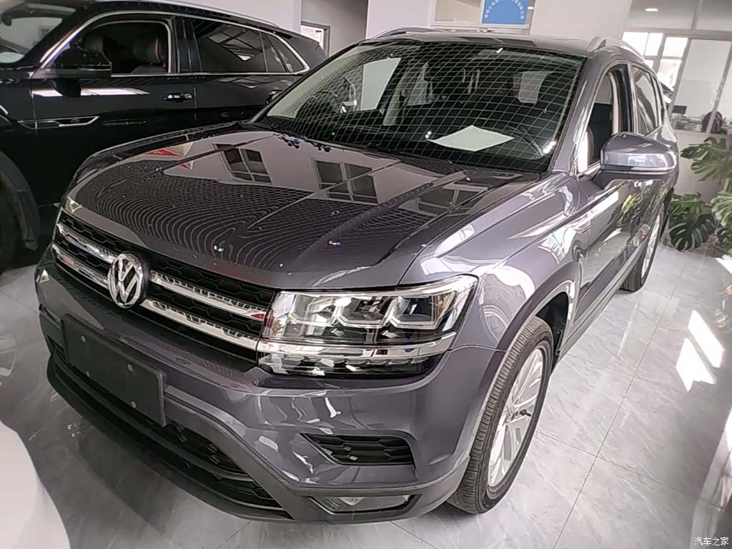 Volkswagen Tharu