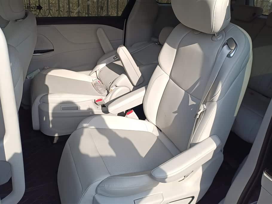 JAC Refine Ruifeng RF8