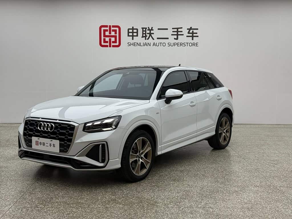 Audi Q2L