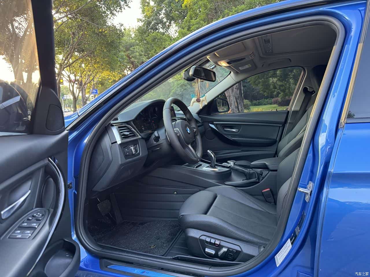 BMW 3 Series, 2018 7