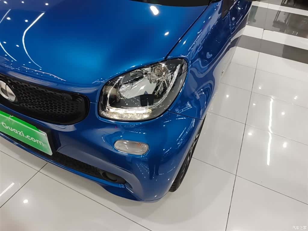 Smart Fortwo, 2019 24