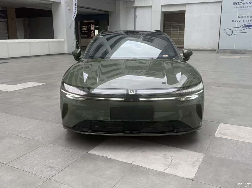 Zeekr 007, 2025 2