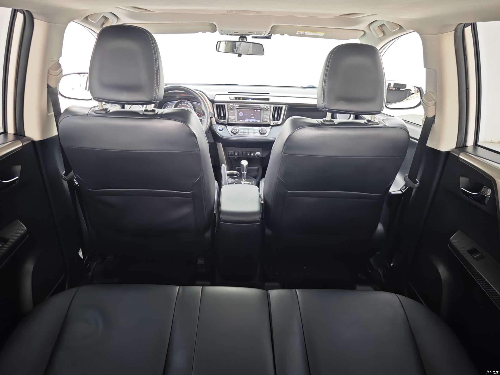Toyota RAV4, 2014 22