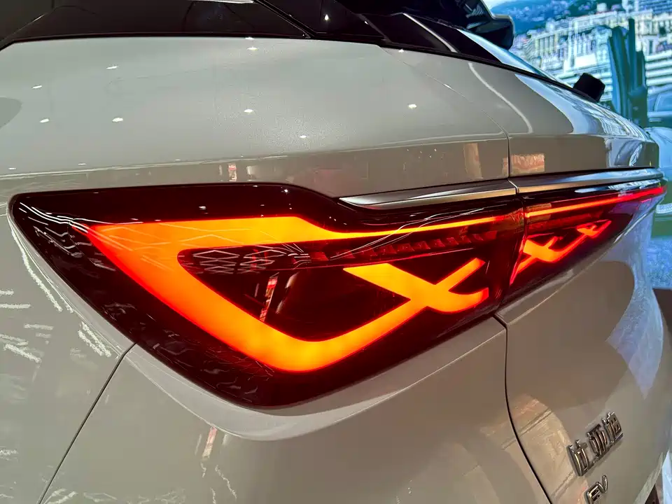 BYD Yuan PLUS