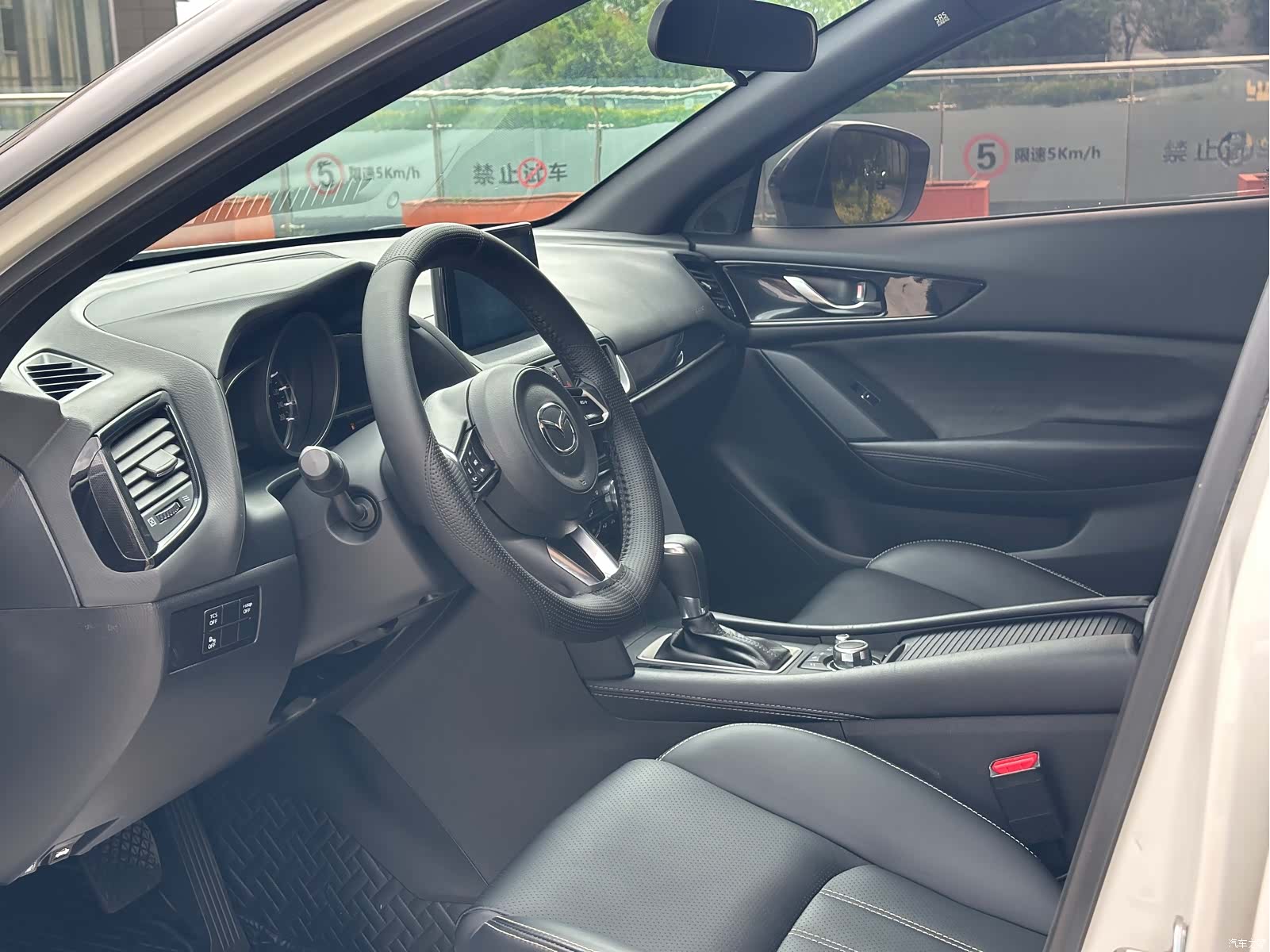 Mazda CX-4, 2021 15