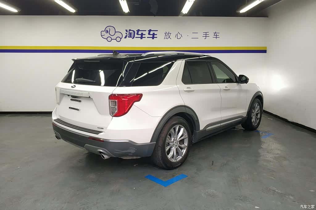 Ford Explorer, 2021 3