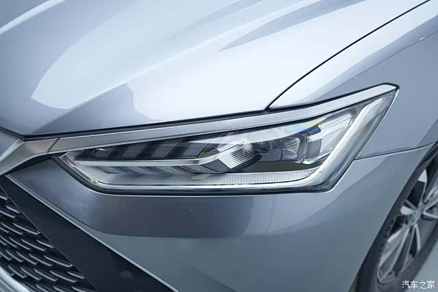 BYD Qin, 2024 10