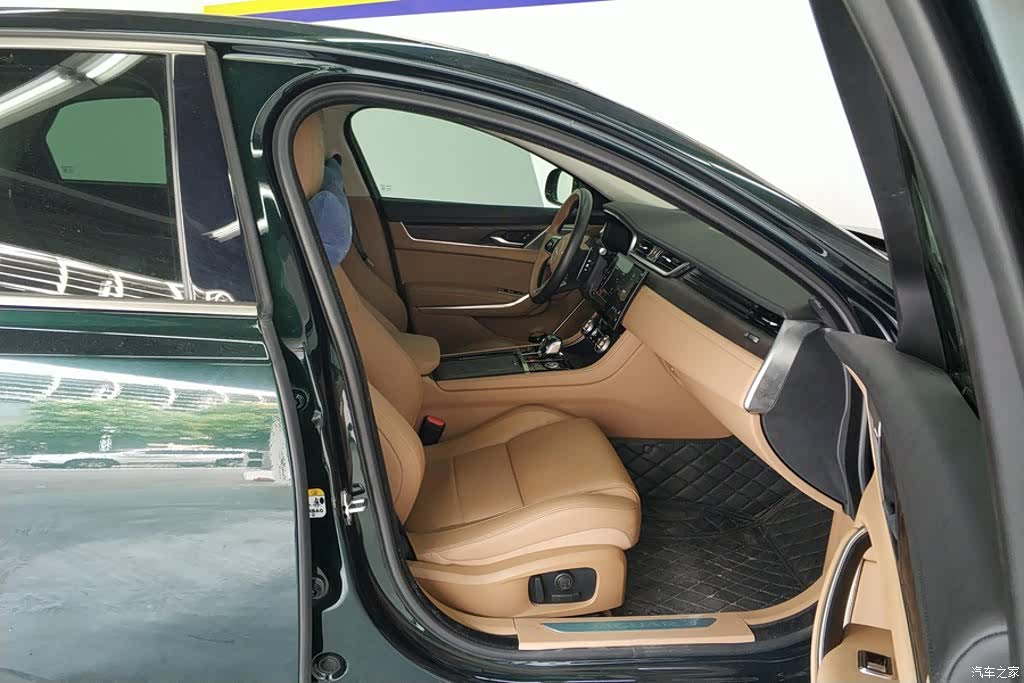 Land Rover P250, 2024 8