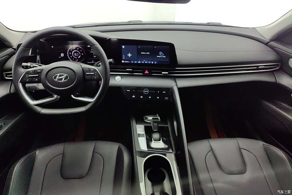 Hyundai Elantra, 2021 12