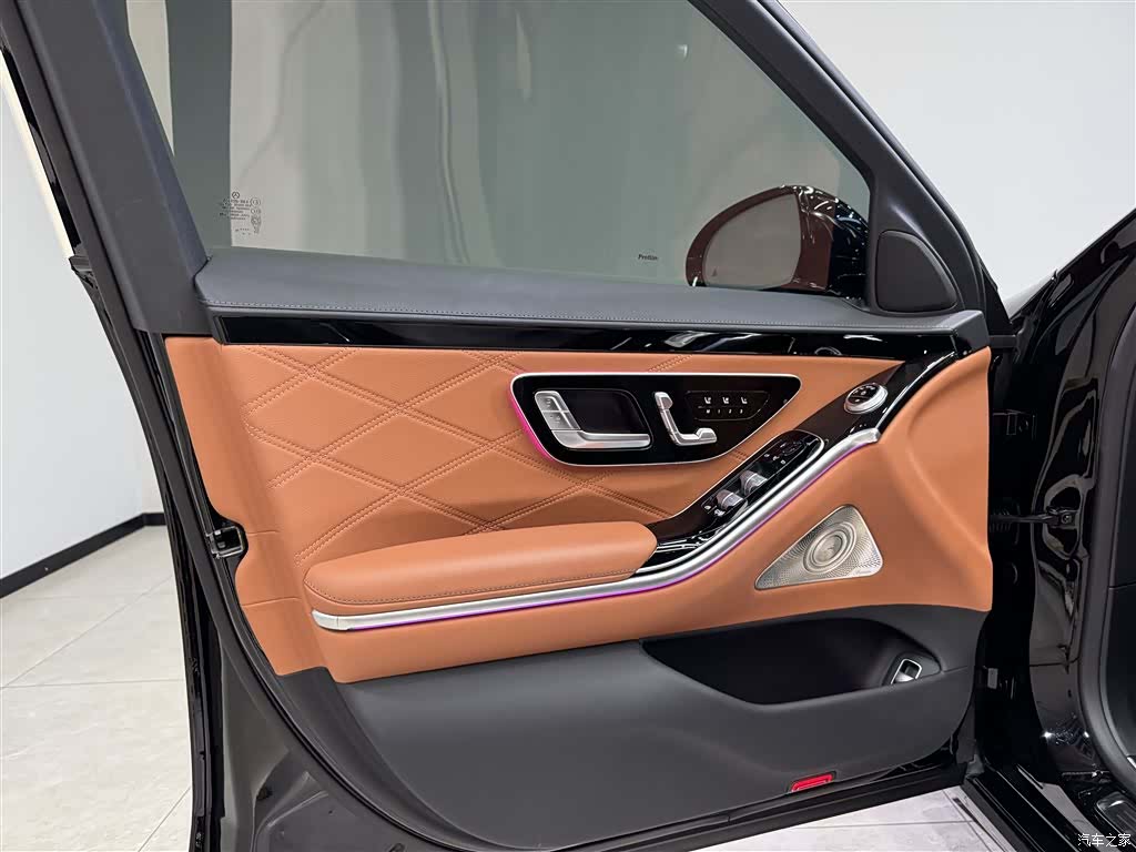 Maybach S-Class, 2024 12
