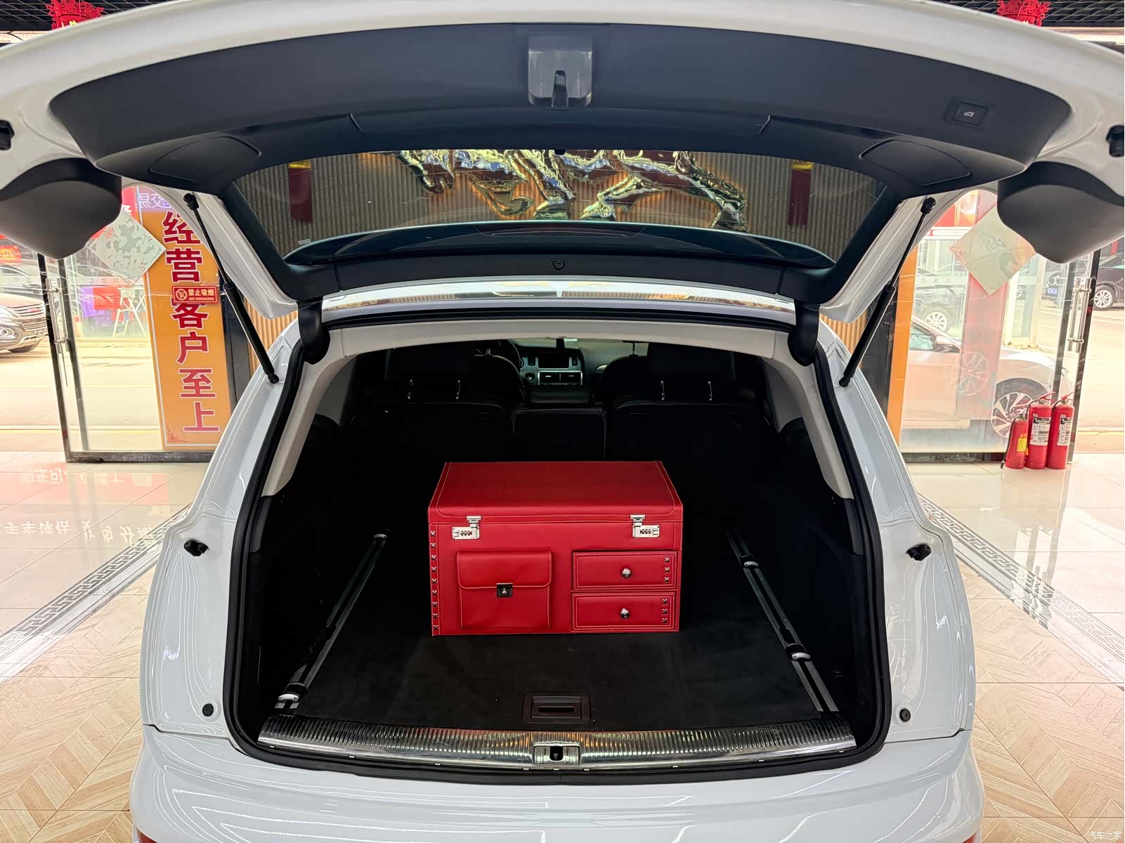 Audi Q7, 2013 17