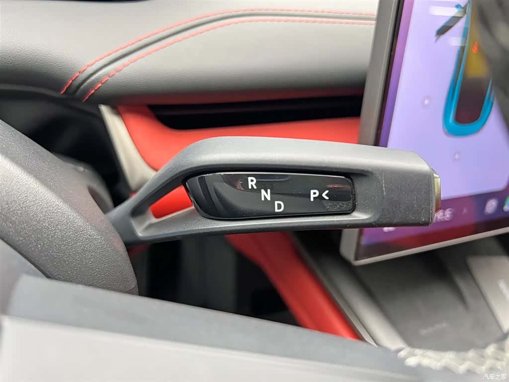 Xiaomi SU7, 2025 16