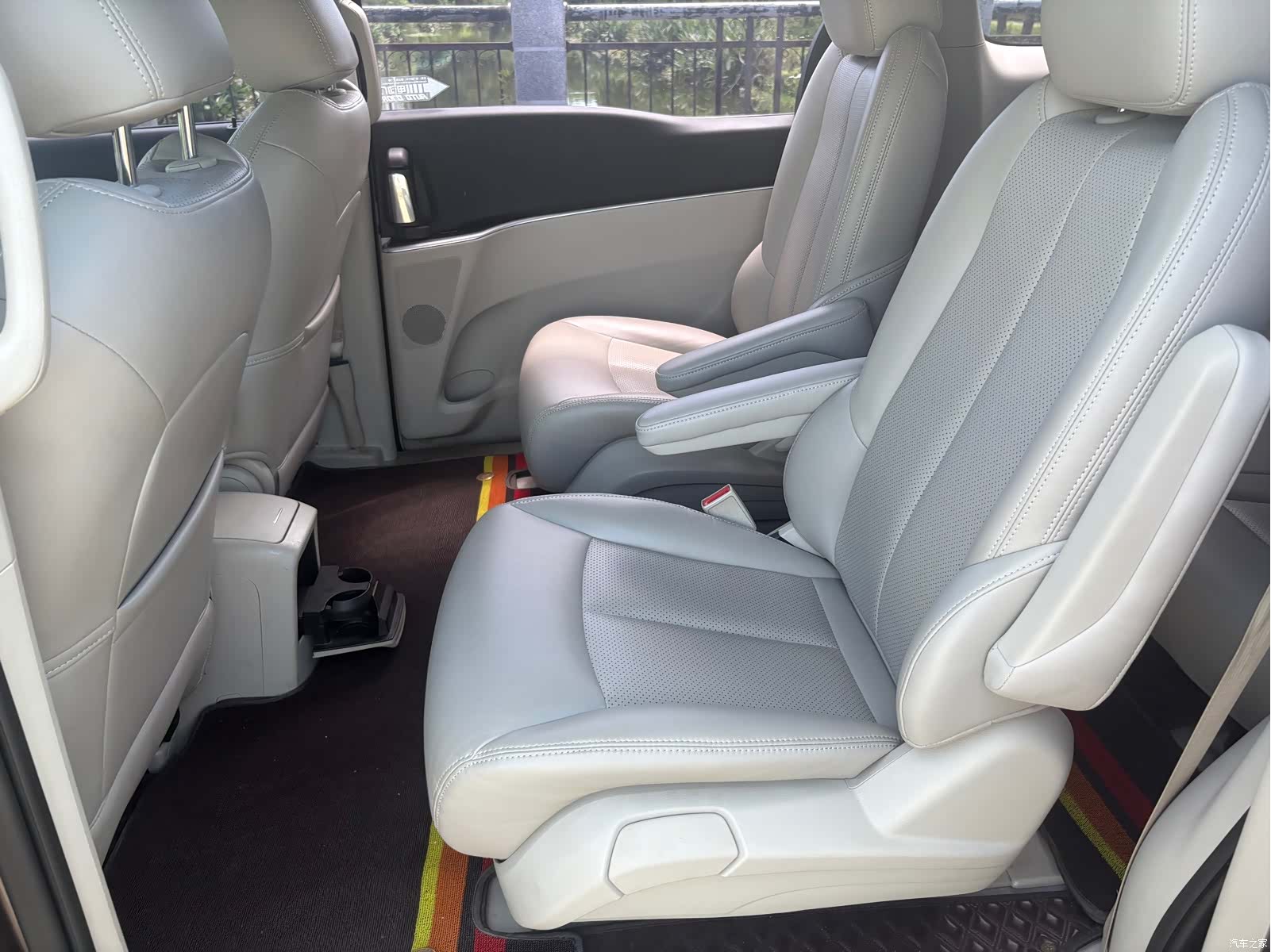 Buick GL8, 2022 6