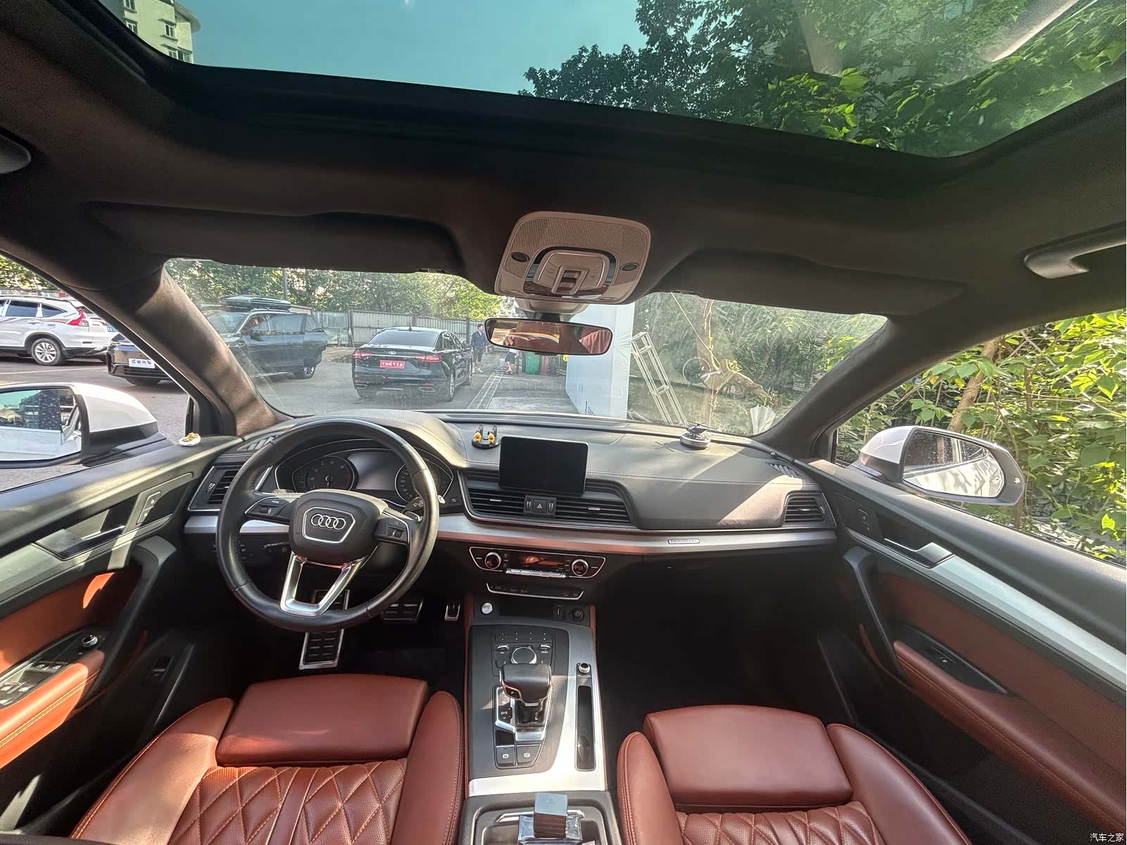 Audi Q5L, 2021 10