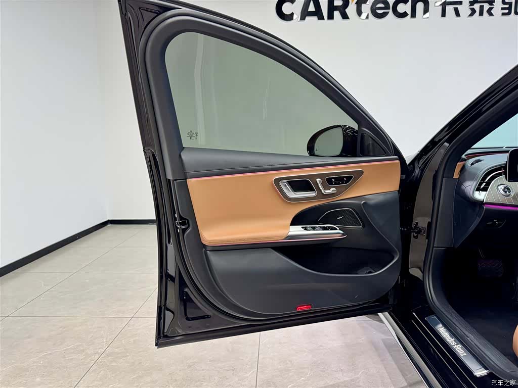 Mercedes-Benz E-Class, 2024 17