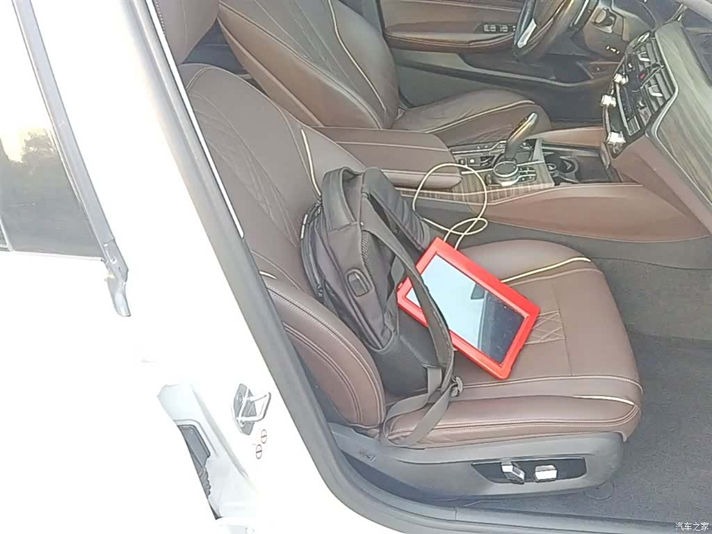 BMW 5 Series, 2018 25