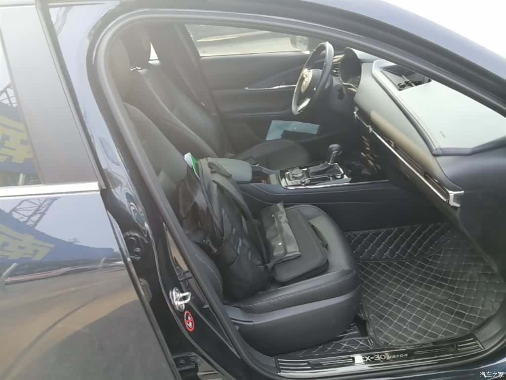 Mazda CX-30, 2021 25