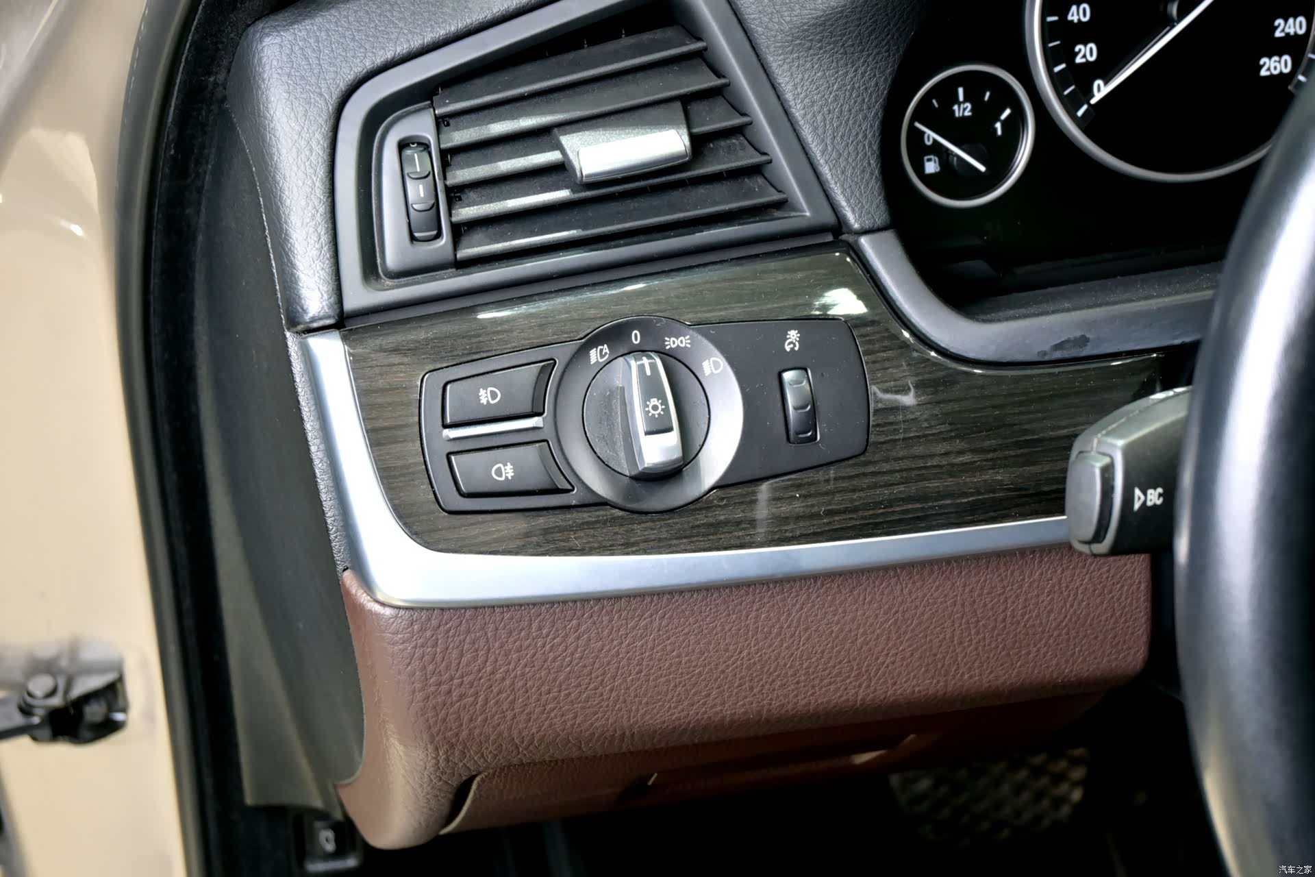 BMW 5 Series, 2015 19