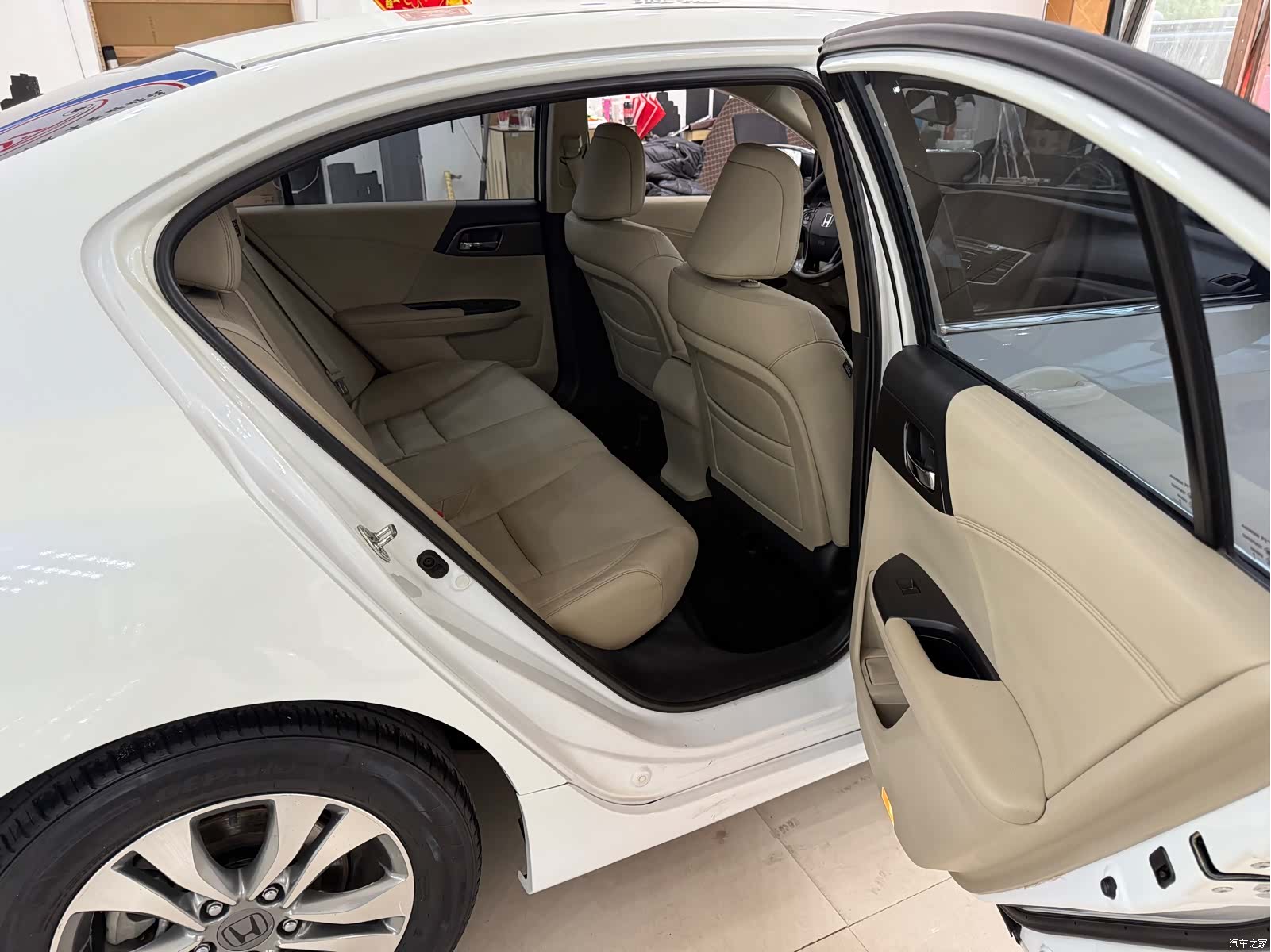 Honda Accord, 2015 14