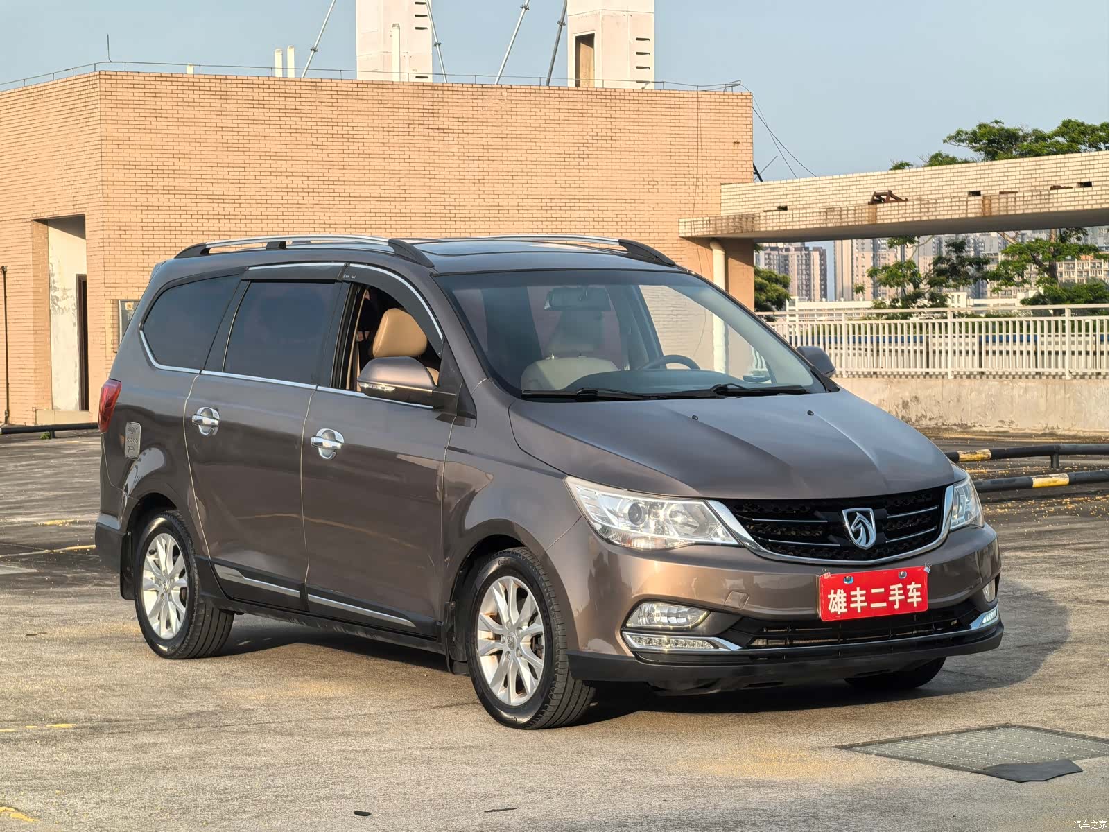 Wuling 730, 2017 3