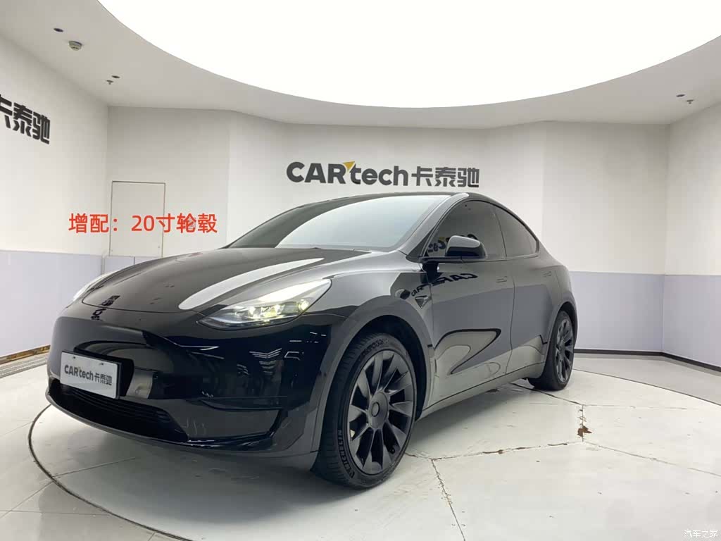 Tesla Model Y, 2024 1